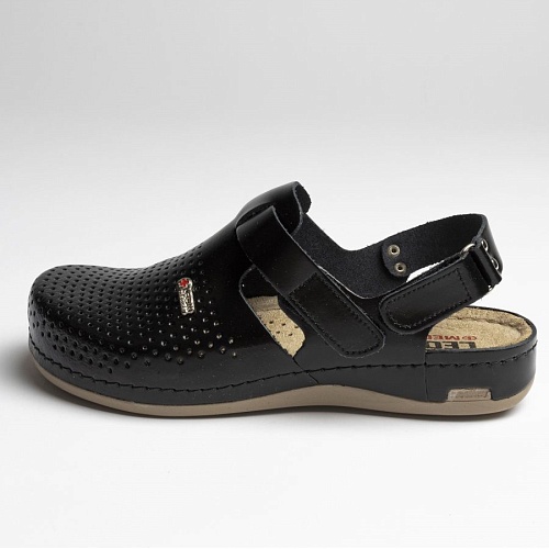 																	Женские медицинские сабо Leon MED951B																